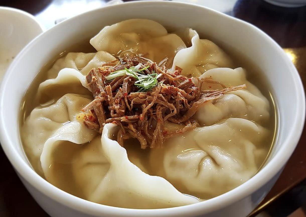 Mandu-guk — dumpling soup