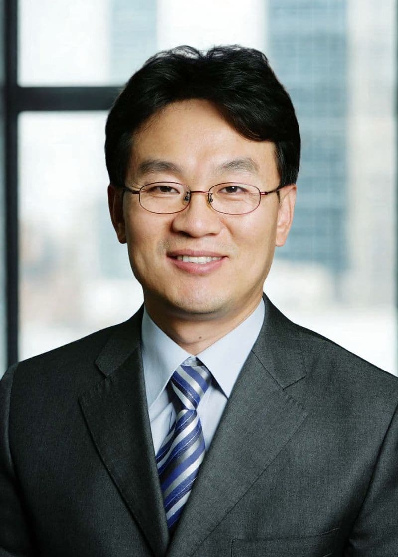 Trademark and design practice team practitioner